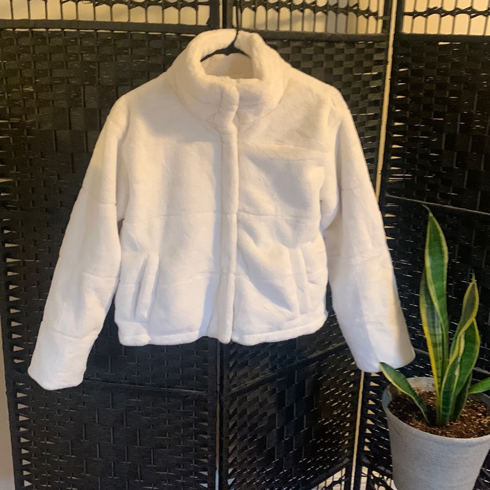 Pink Lily faux fur jacket. Super soft. Never worn.